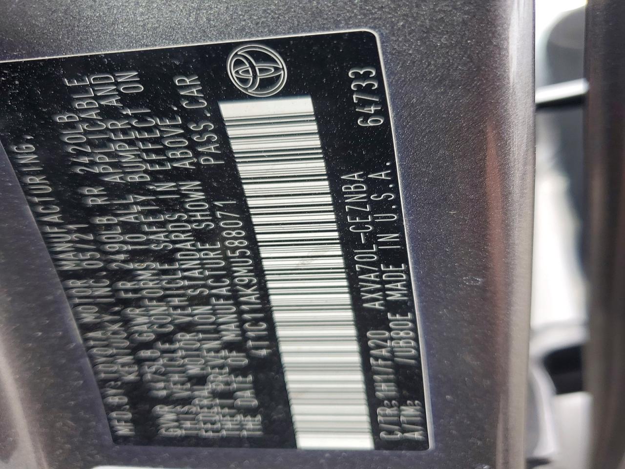 2021 TOYOTA CAMRY LE photo 12
