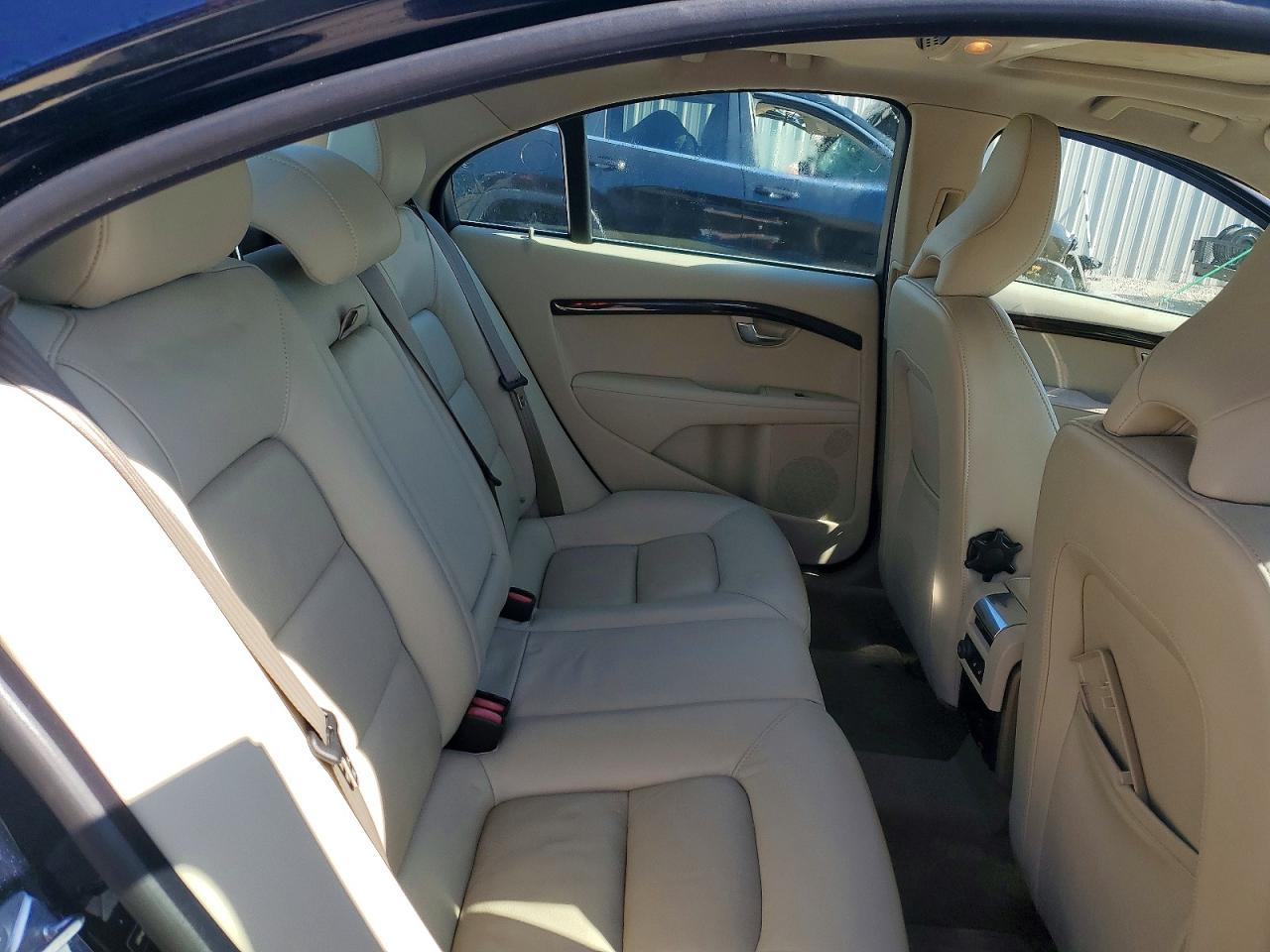 2015 VOLVO S80 PREMIER photo 19