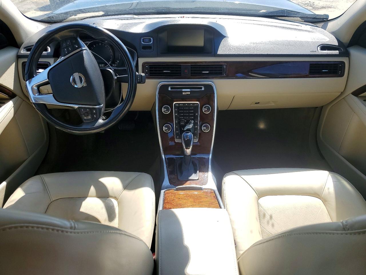 2015 VOLVO S80 PREMIER photo 15