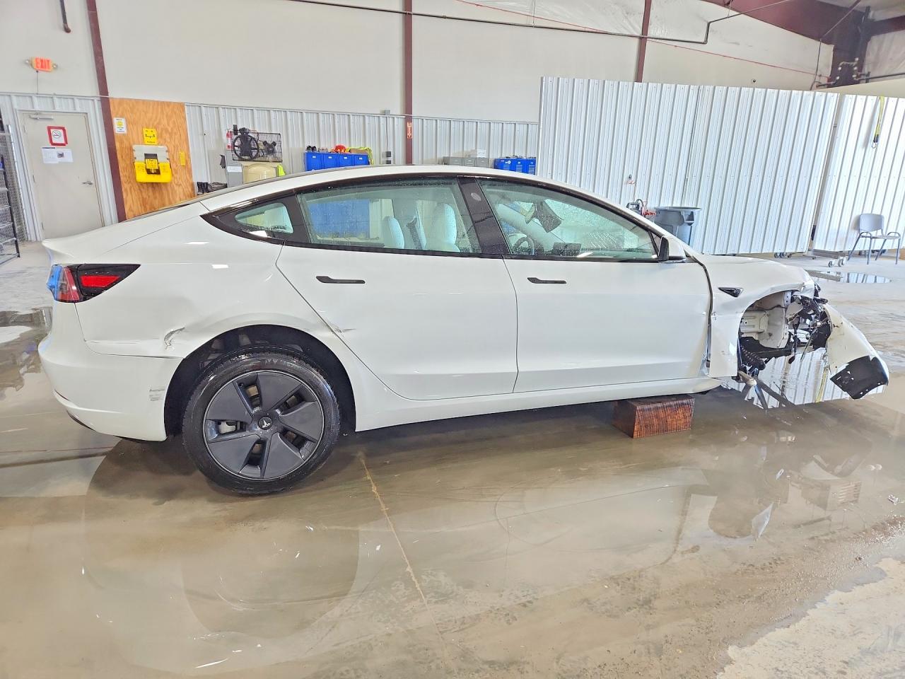 2023 TESLA MODEL 3 photo 5