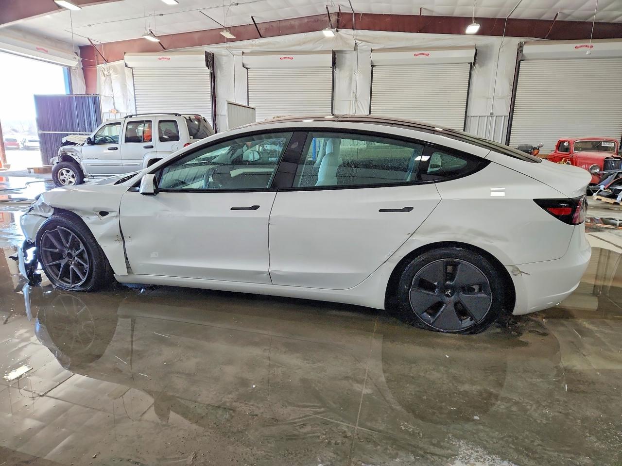 2023 TESLA MODEL 3 photo 3