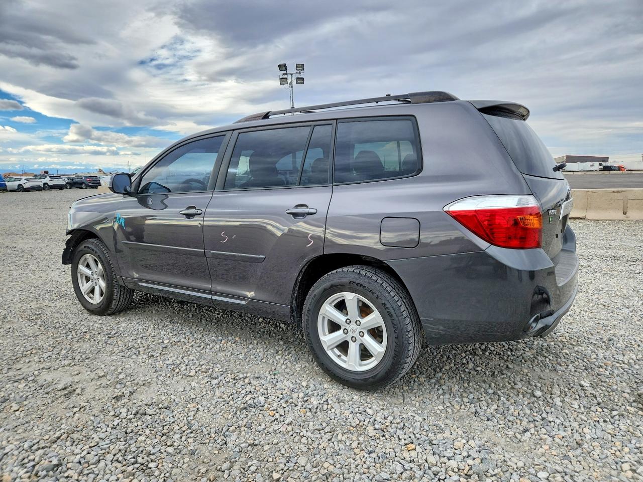 2008 TOYOTA HIGHLANDER BASE photo 4