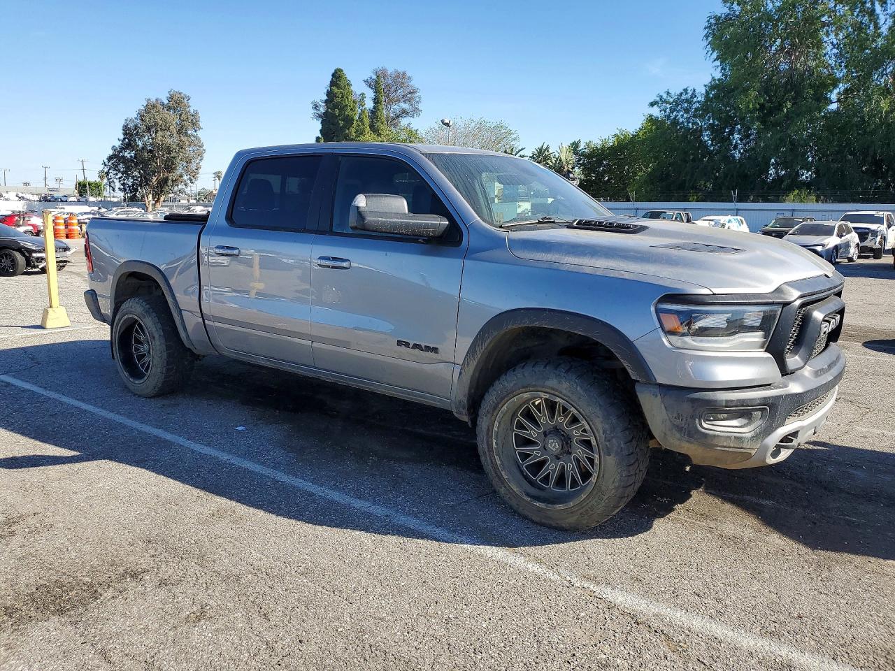 2019 RAM 1500 REBEL photo 7
