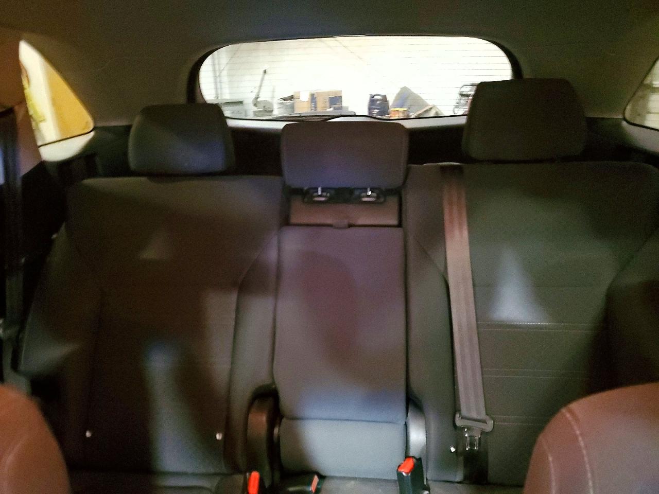 2017 KIA SORENTO LX photo 28