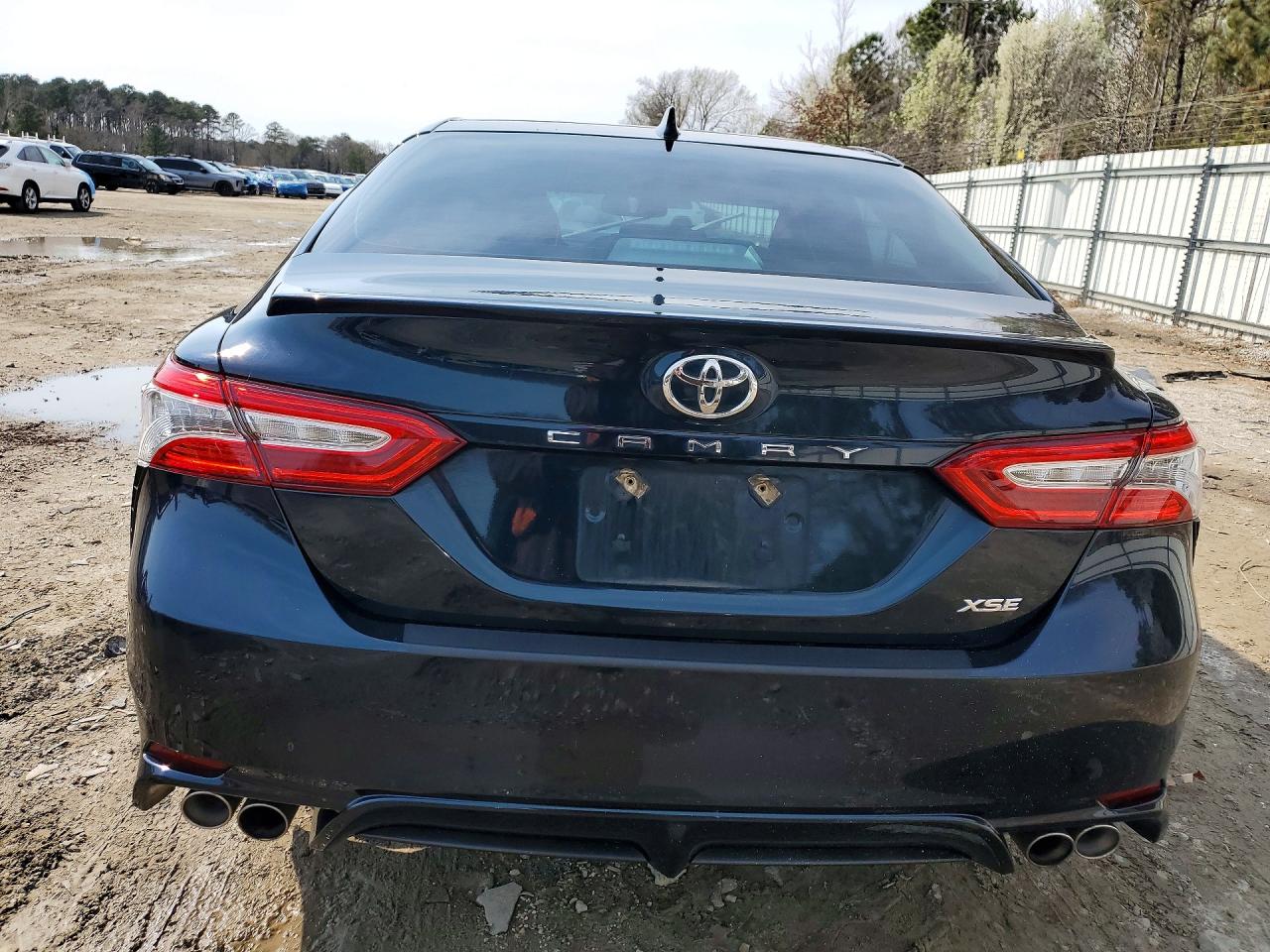 2020 TOYOTA CAMRY XSE photo 6