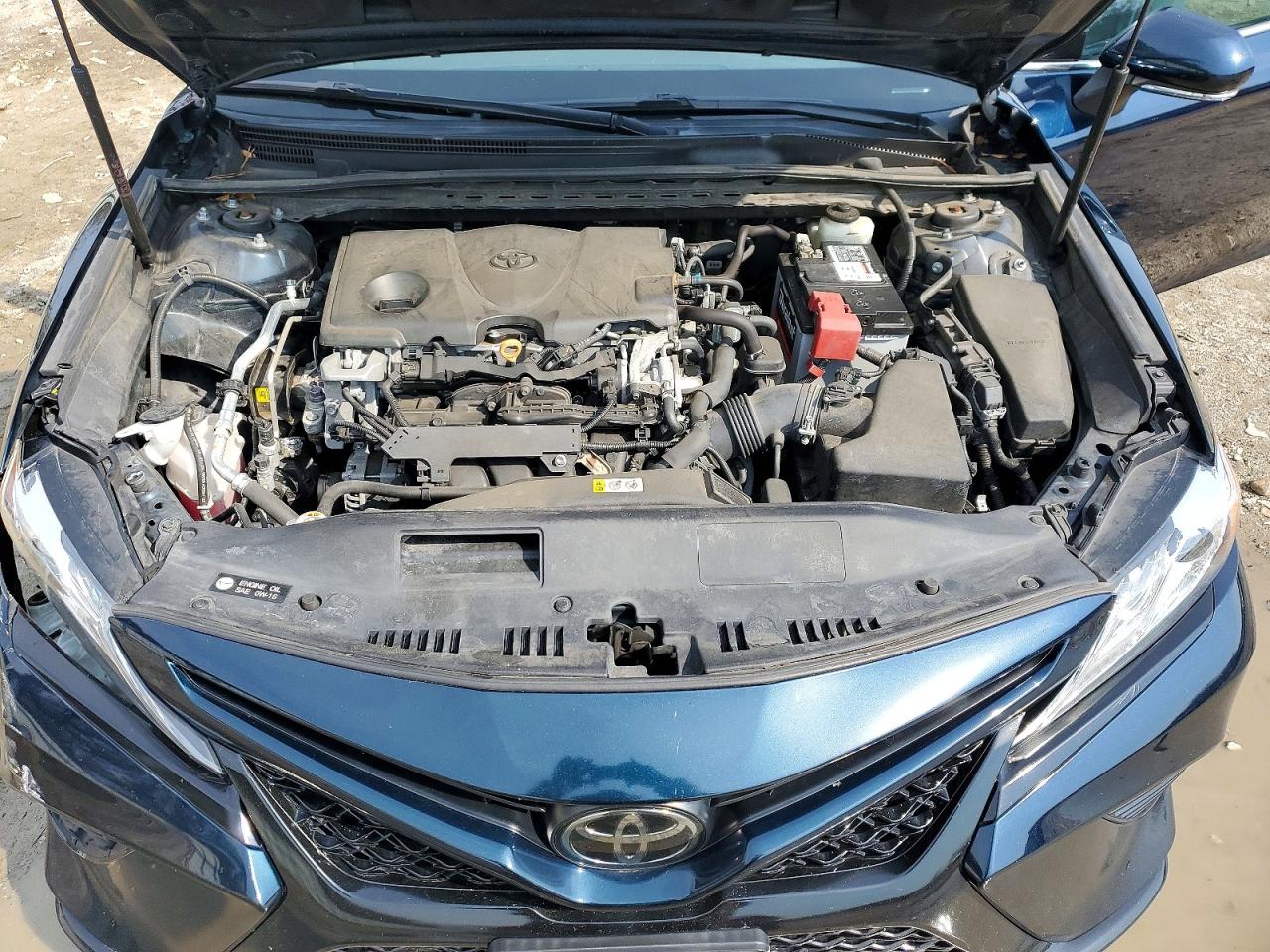 2020 TOYOTA CAMRY XSE photo 11