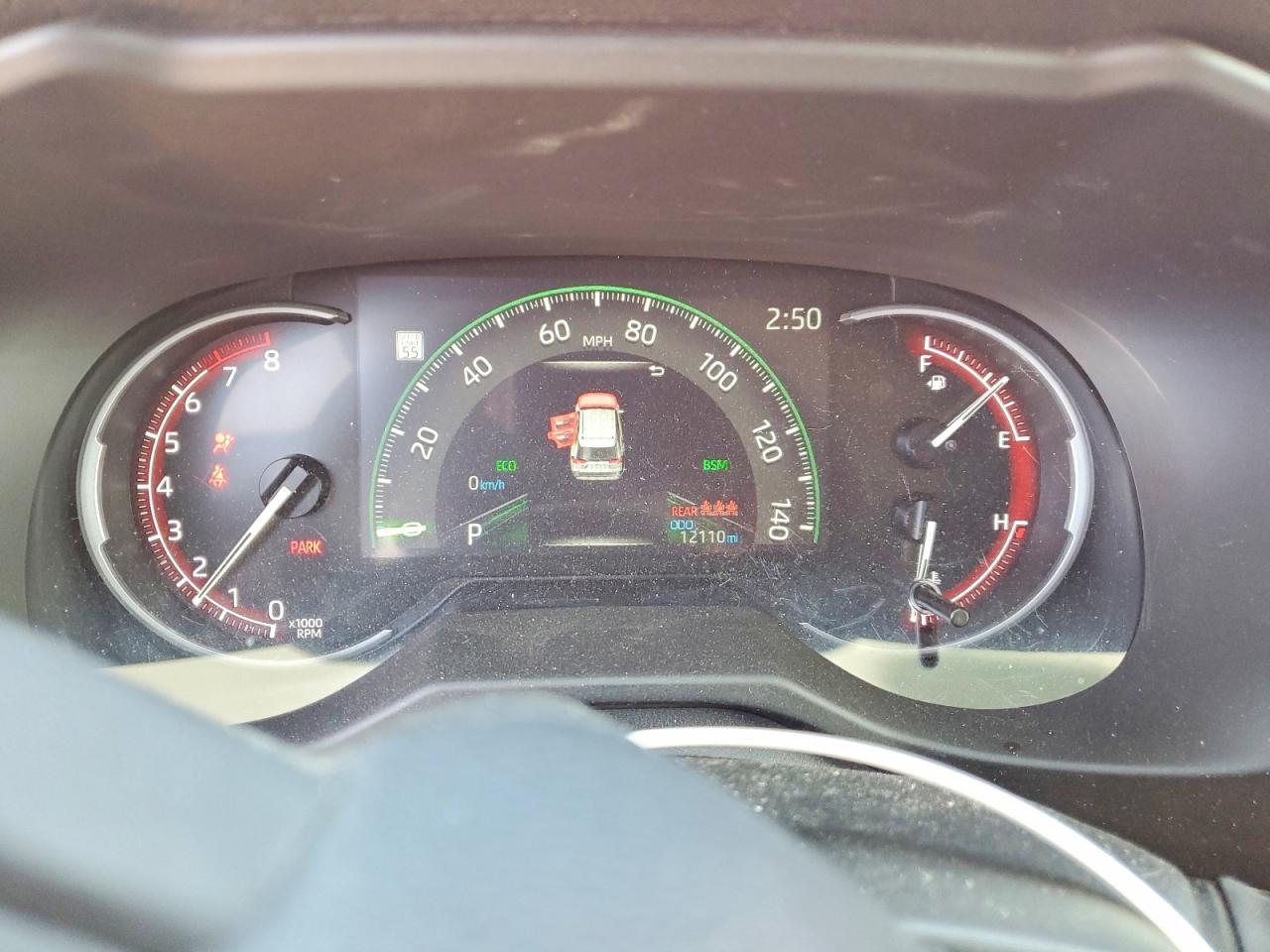 2025 TOYOTA RAV4 XLE PREMIUM photo 25