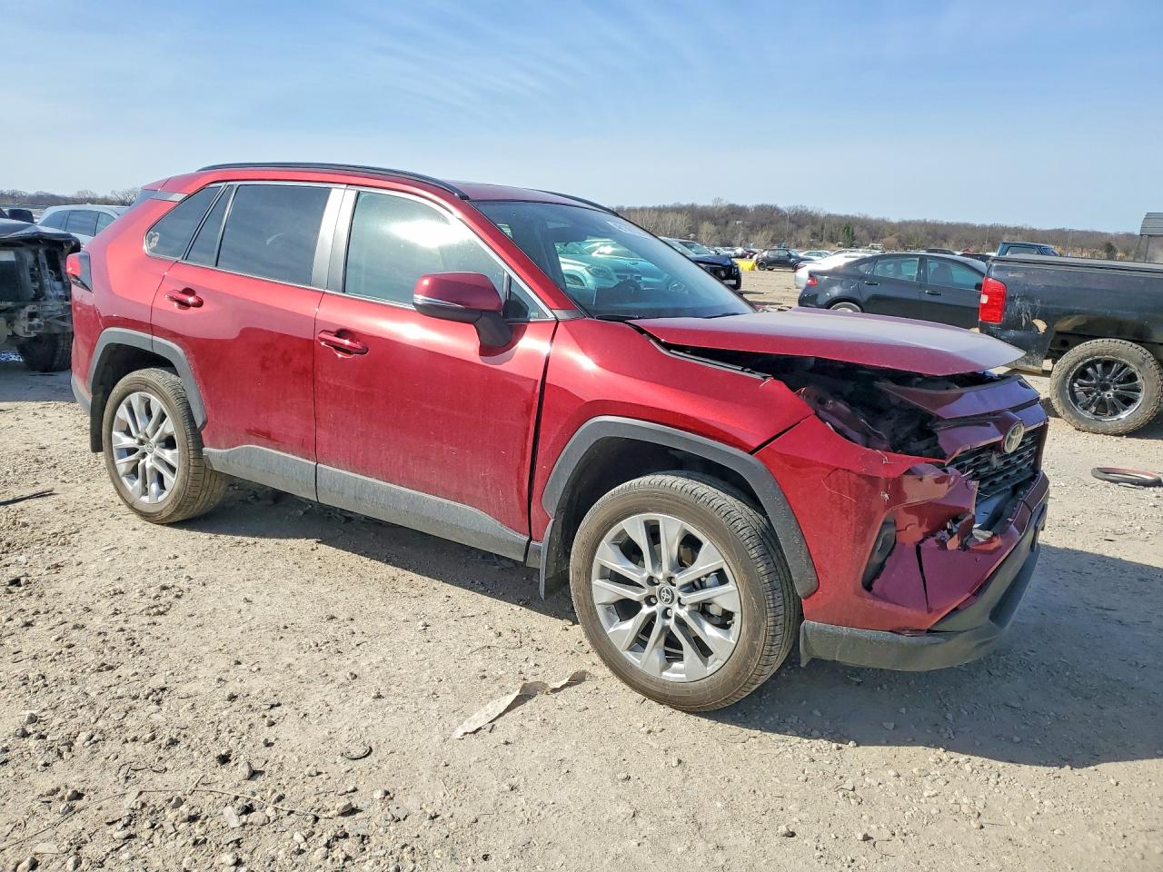 2025 TOYOTA RAV4 XLE PREMIUM photo 10