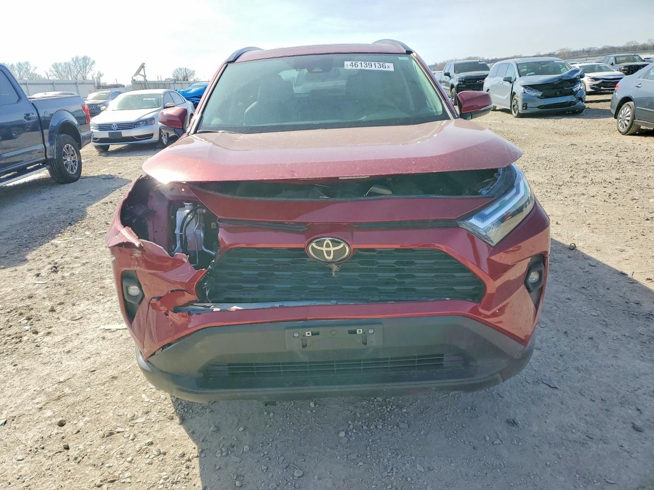 2025 TOYOTA RAV4 XLE PREMIUM photo 13
