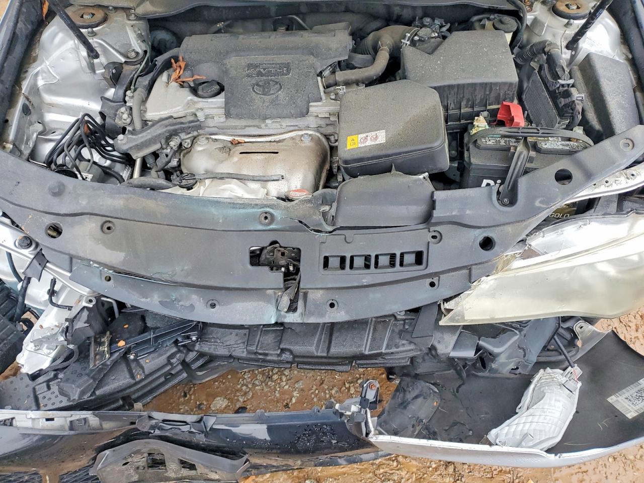 2016 TOYOTA CAMRY SE photo 21