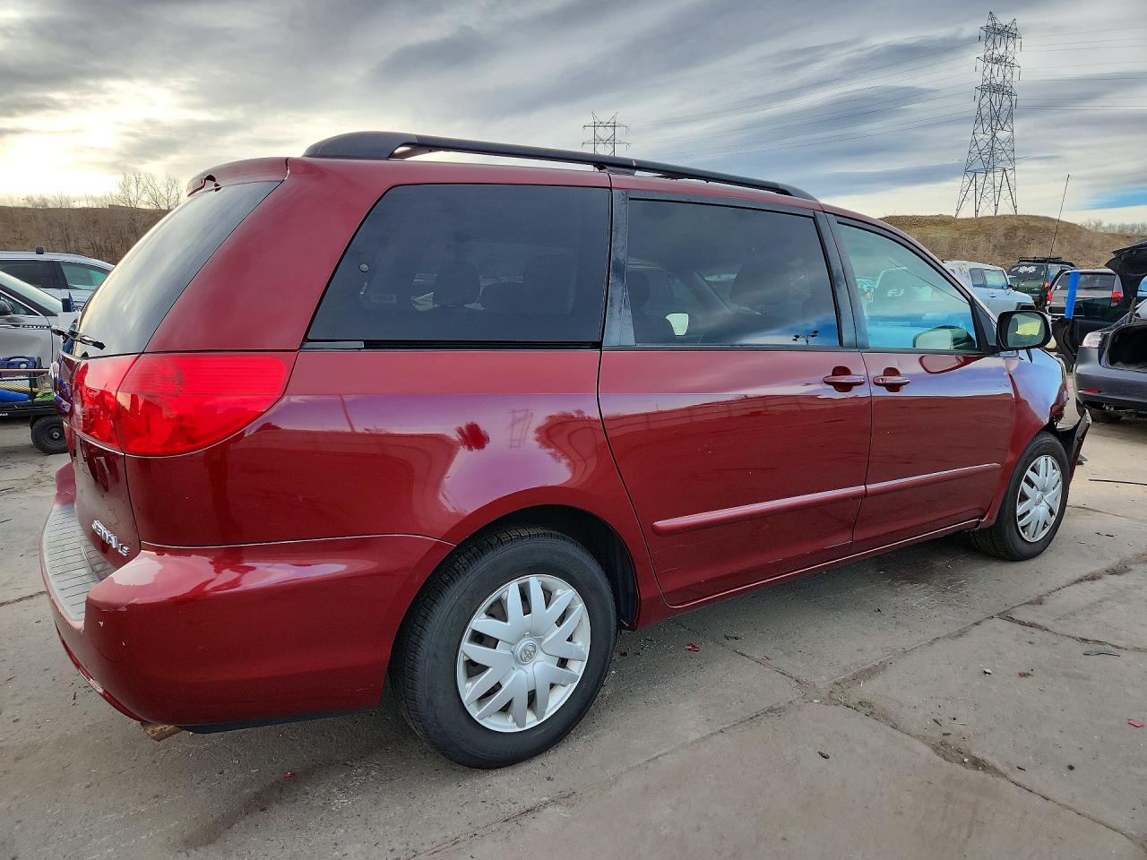 2008 TOYOTA SIENNA LE 8-PASSENGER photo 3