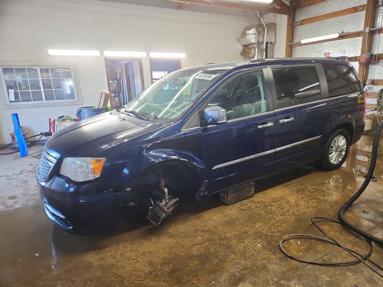 2015 CHRYSLER TOWN & COUNTRY