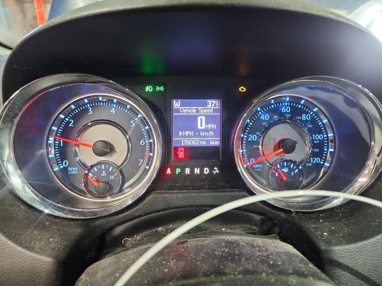 2015 CHRYSLER TOWN & COUNTRY LIMITED photo 9