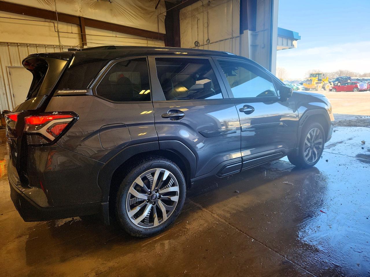 2025 SUBARU FORESTER TOURING photo 7