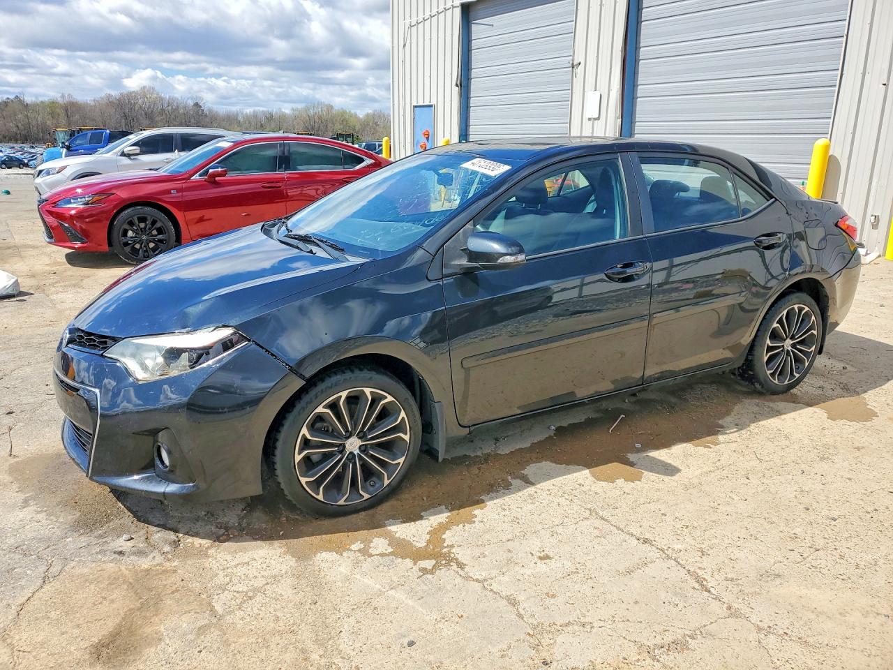 2015 TOYOTA COROLLA
