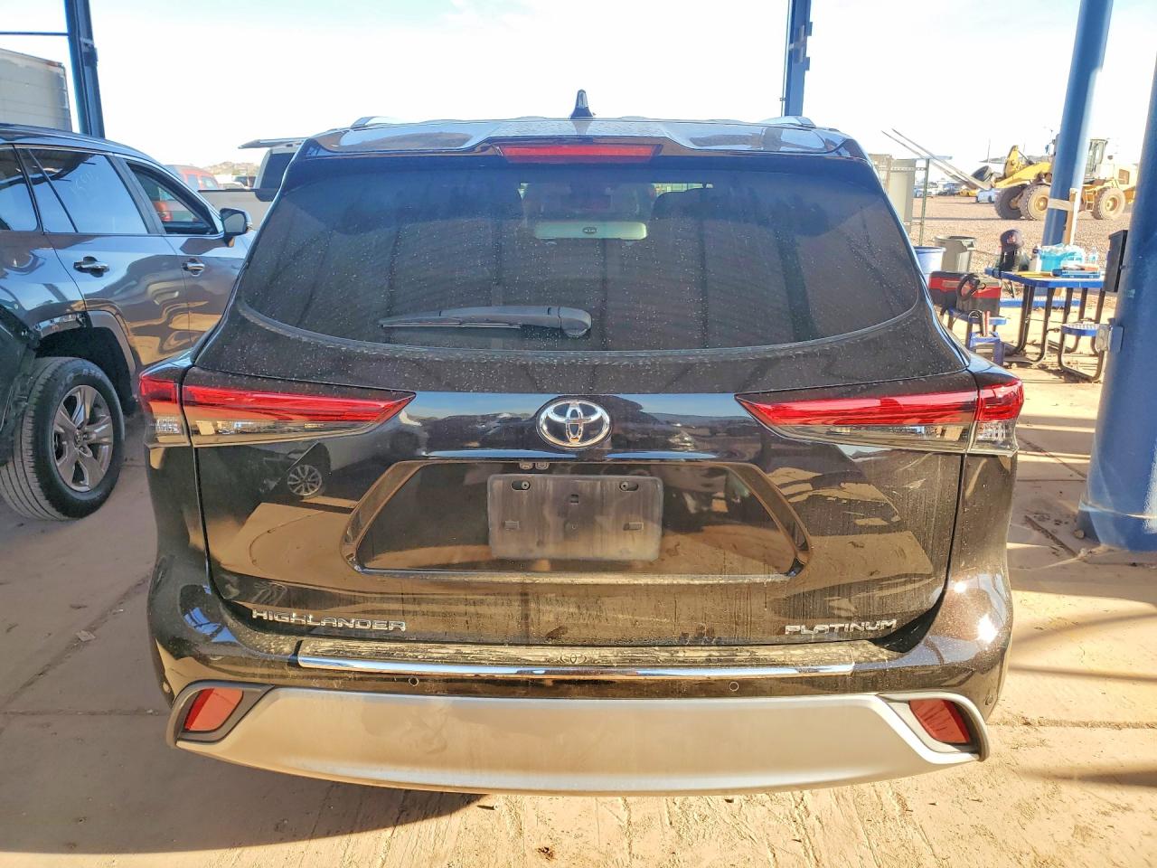 2020 TOYOTA HIGHLANDER PLATINUM photo 11