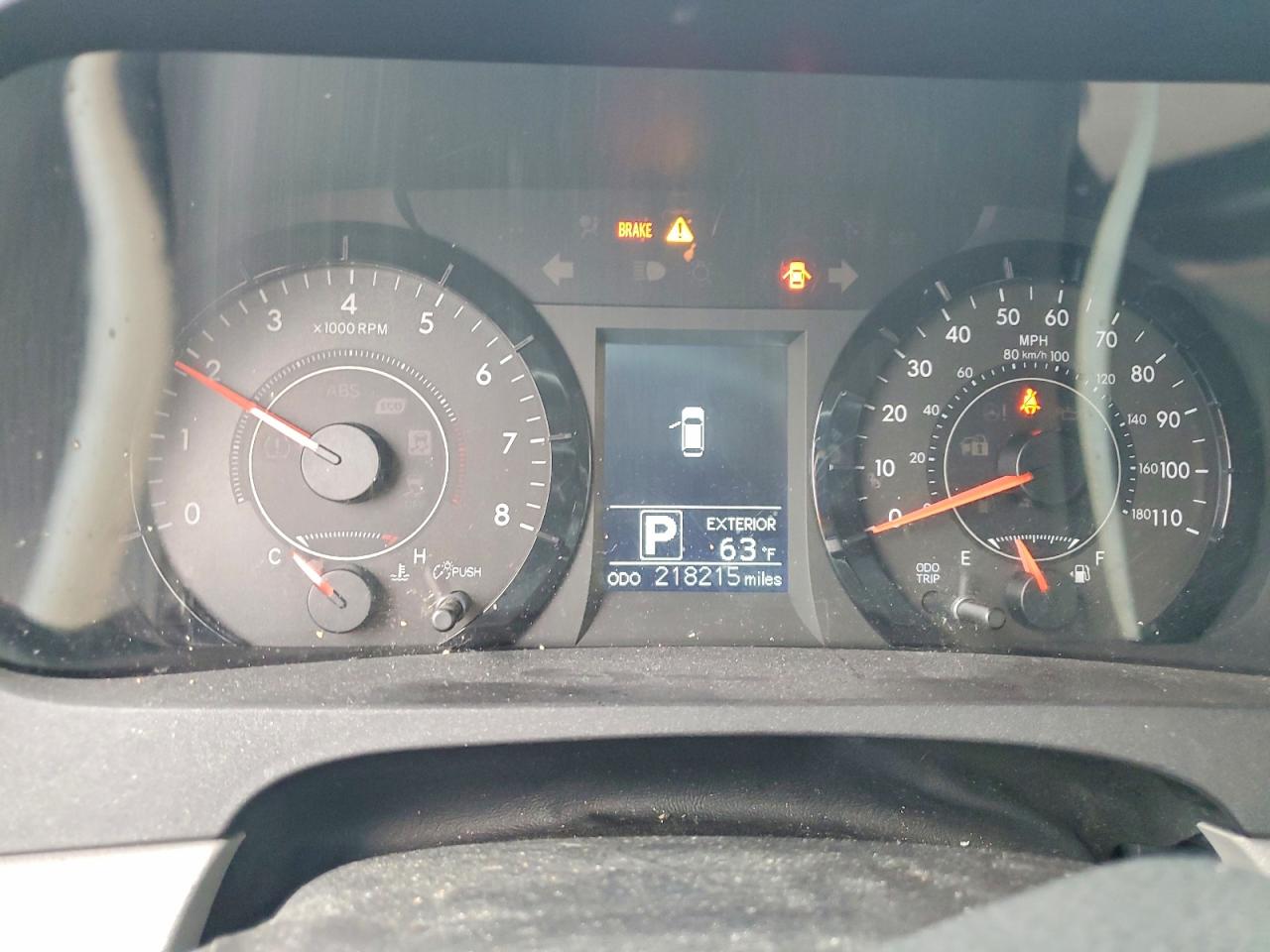 2015 TOYOTA SIENNA LE 7-PASSENGER photo 17