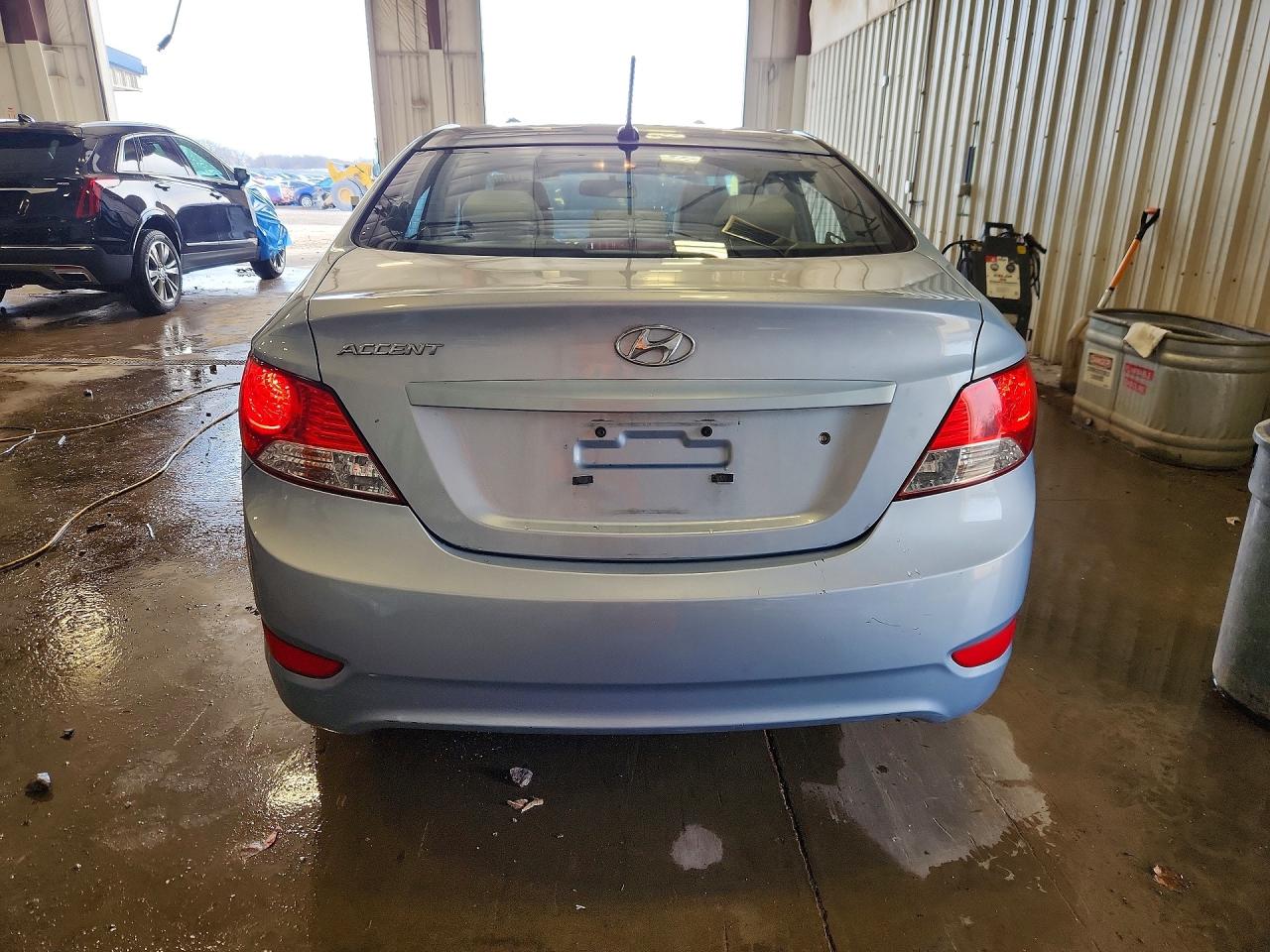 2014 HYUNDAI ACCENT GLS photo 6