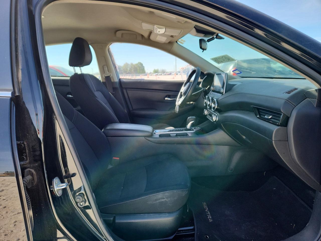 2022 NISSAN SENTRA SV photo 13