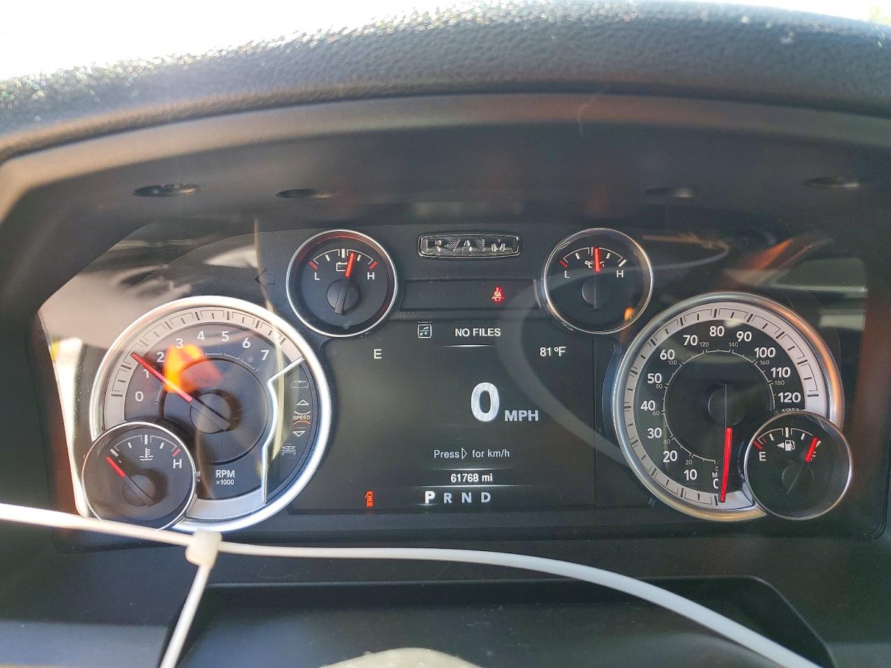 2023 RAM 1500 CLASSIC SLT photo 25