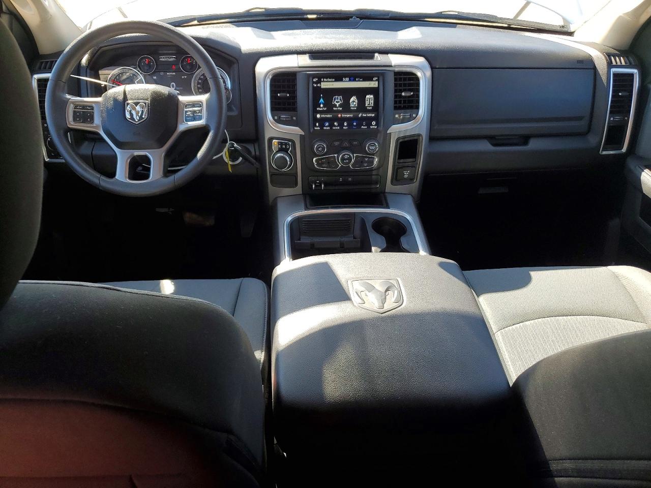 2023 RAM 1500 CLASSIC SLT photo 22