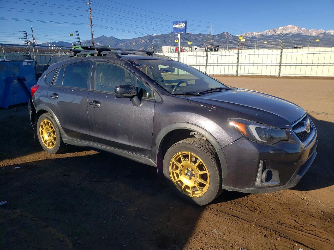 2017 SUBARU CROSSTREK PREMIUM photo 10