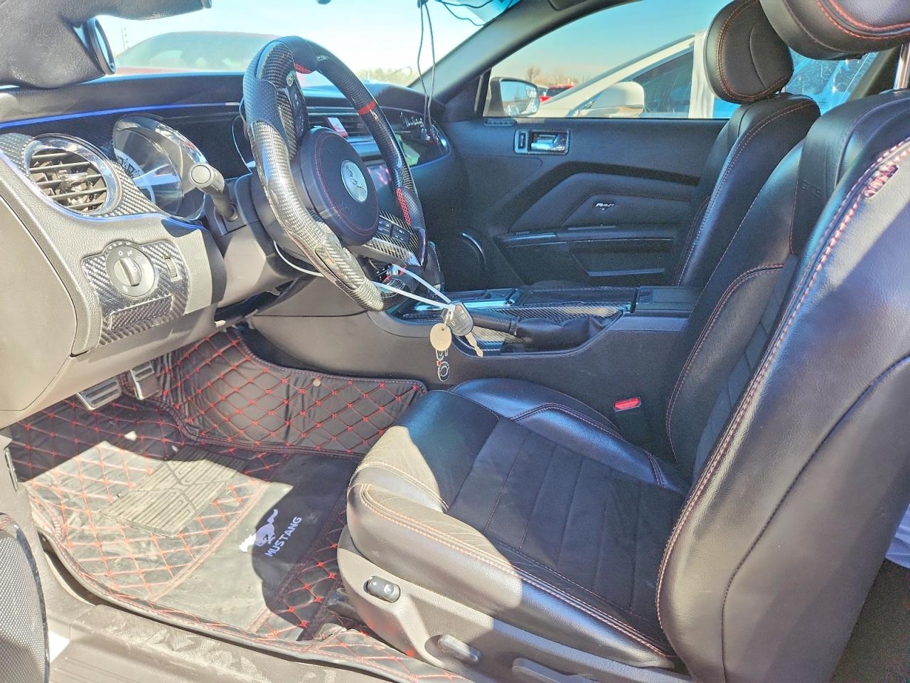 2013 FORD MUSTANG GT photo 19