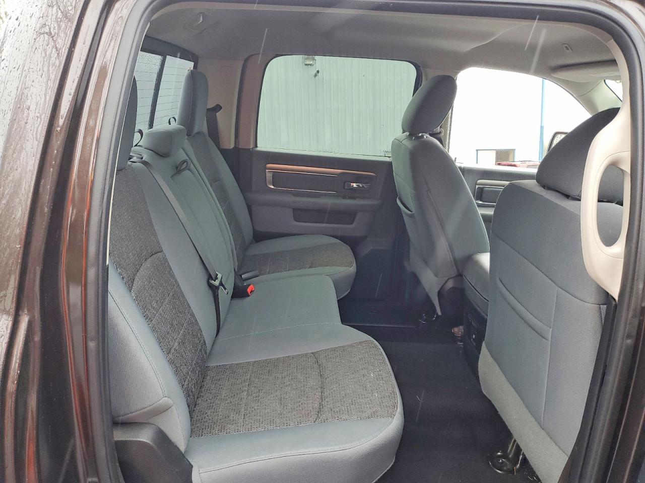 2017 RAM 1500 SLT photo 28