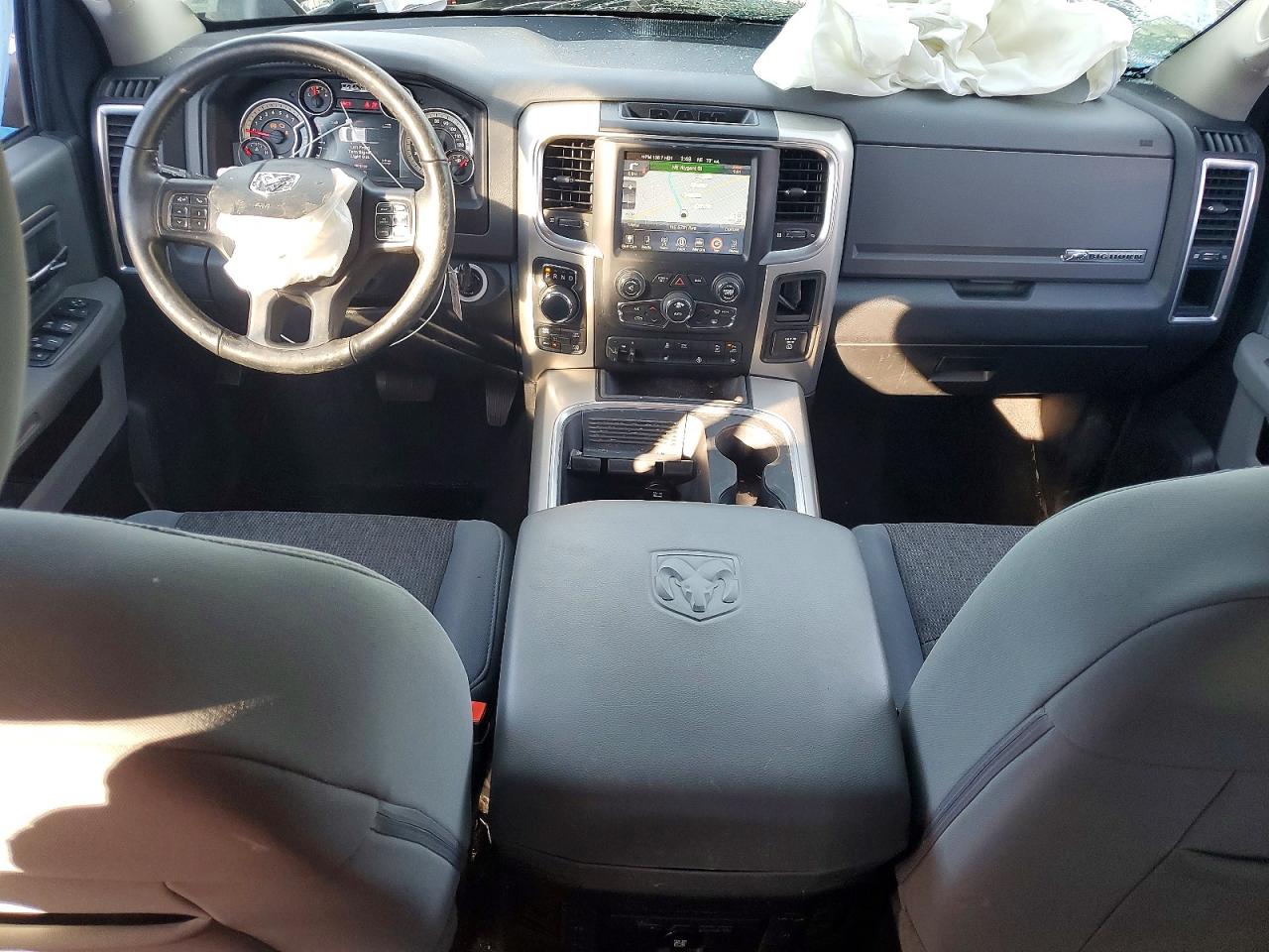 2017 RAM 1500 SLT photo 22