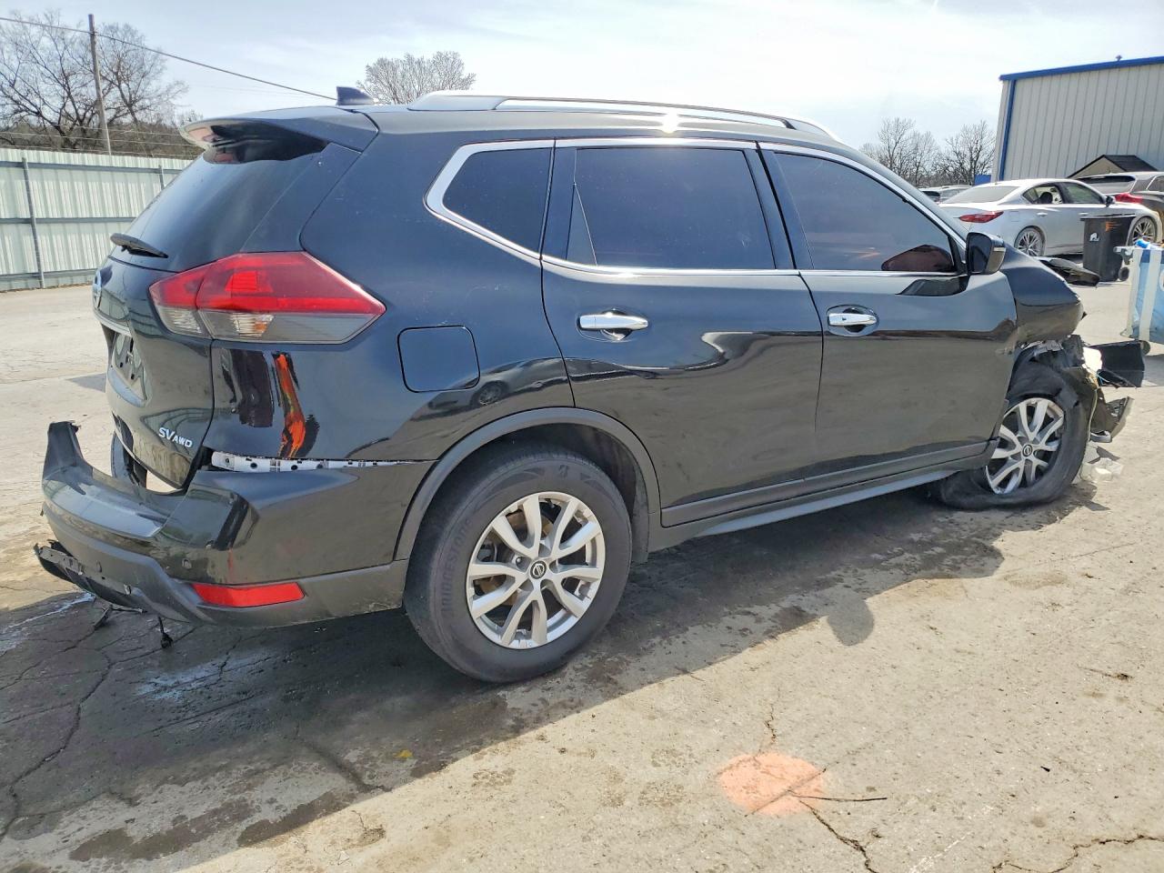 2020 NISSAN ROGUE SV photo 3