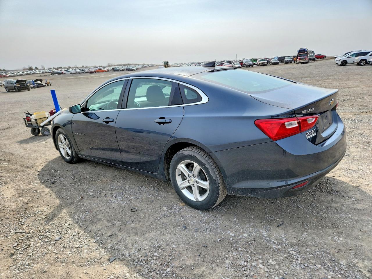 2020 CHEVROLET MALIBU LS photo 3