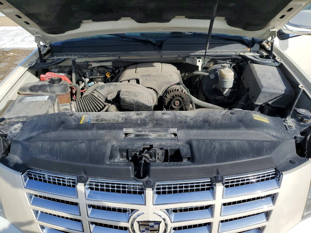 2008 CADILLAC ESCALADE LUXURY photo 12
