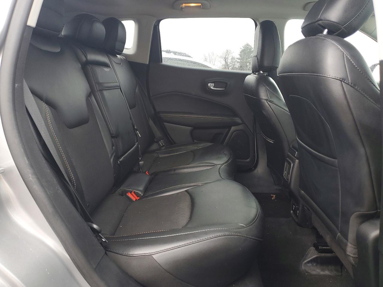 2019 JEEP COMPASS LATITUDE photo 11