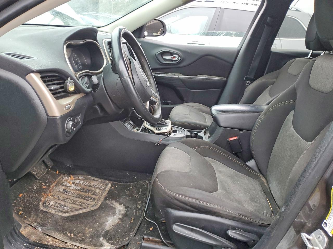 2014 JEEP CHEROKEE photo 13