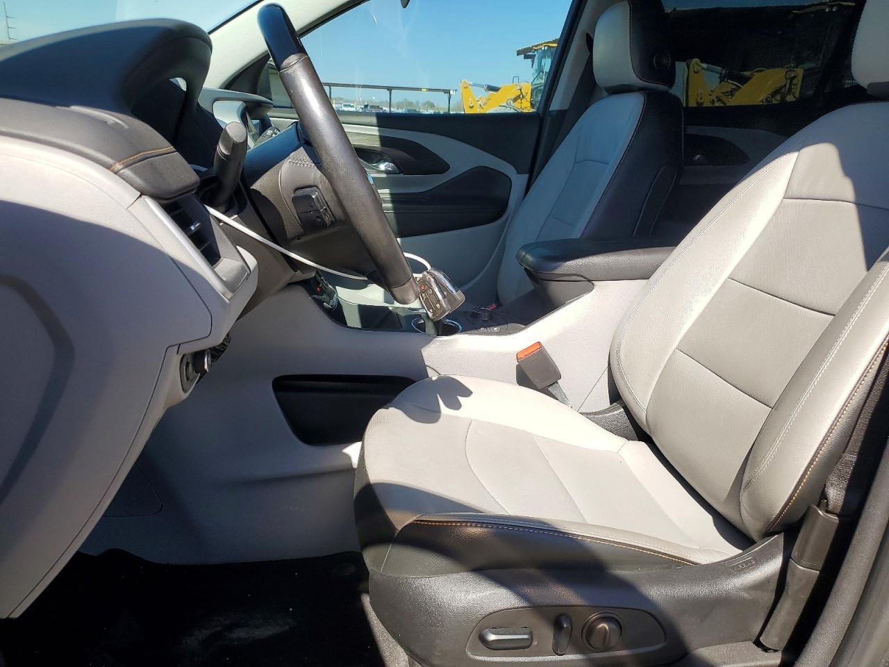 2019 GMC TERRAIN SLT photo 7