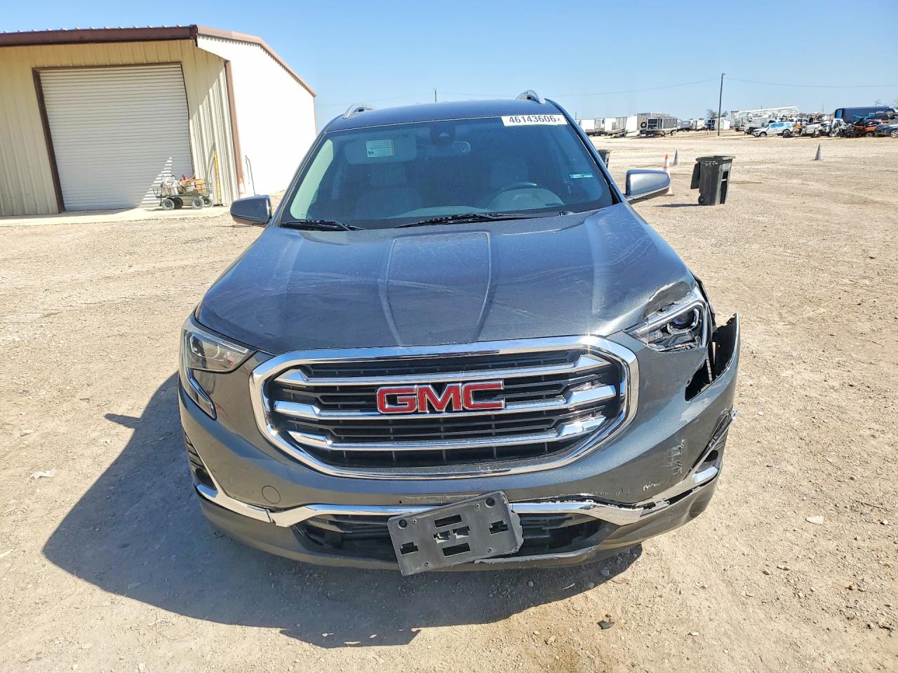 2019 GMC TERRAIN SLT photo 5