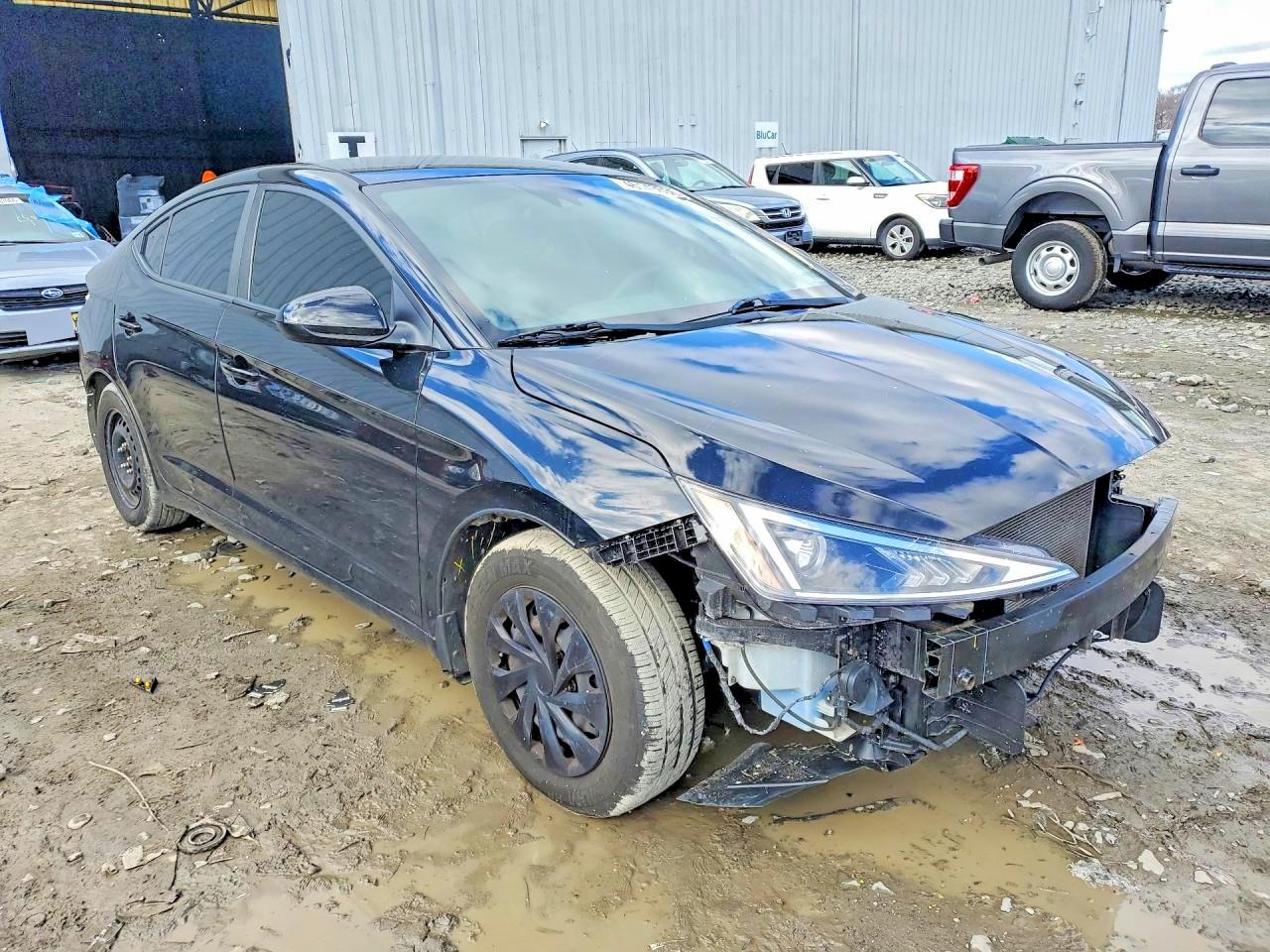 2020 HYUNDAI ELANTRA SE photo 13