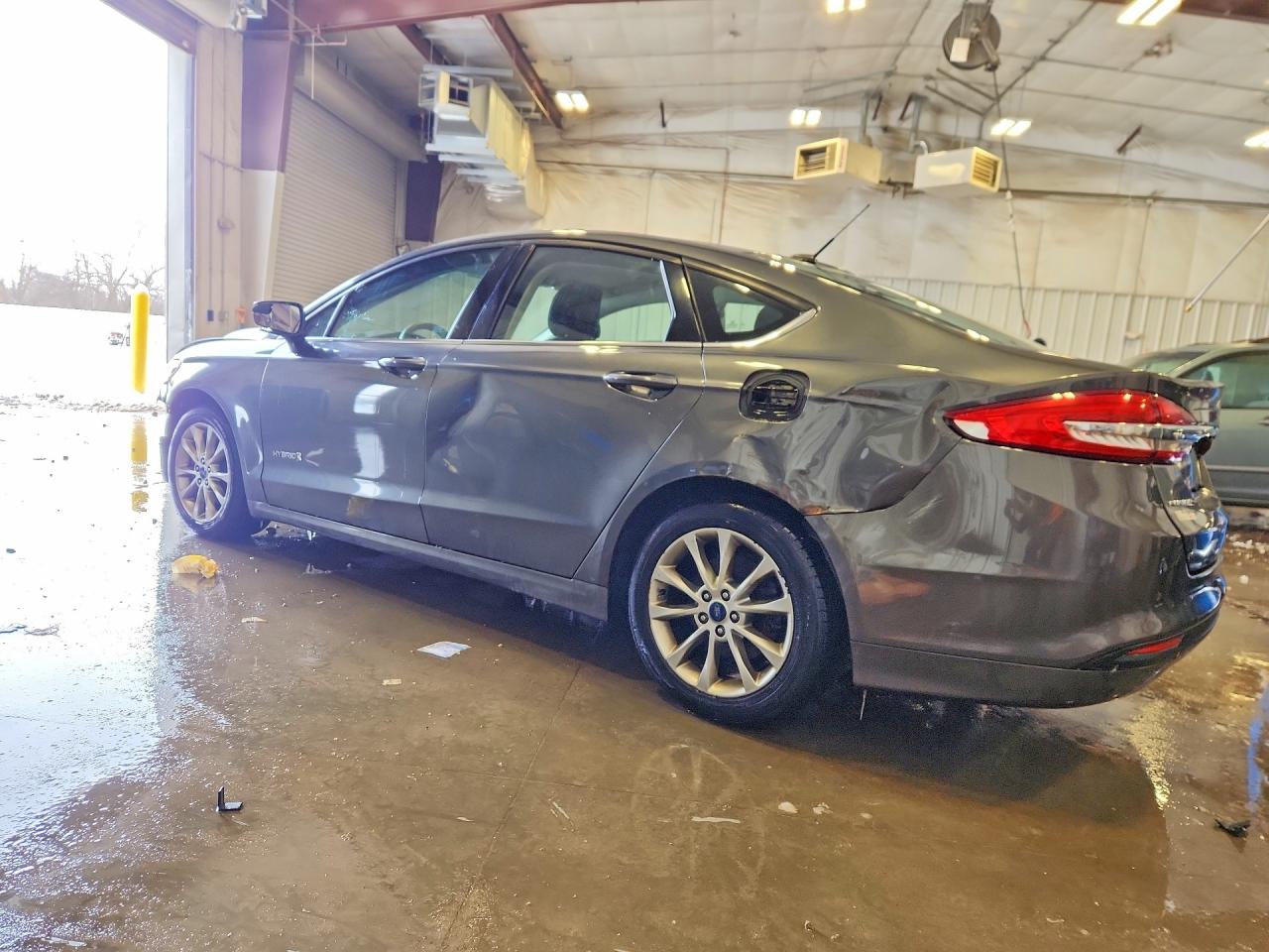 2017 FORD FUSION SE HYBRID photo 3