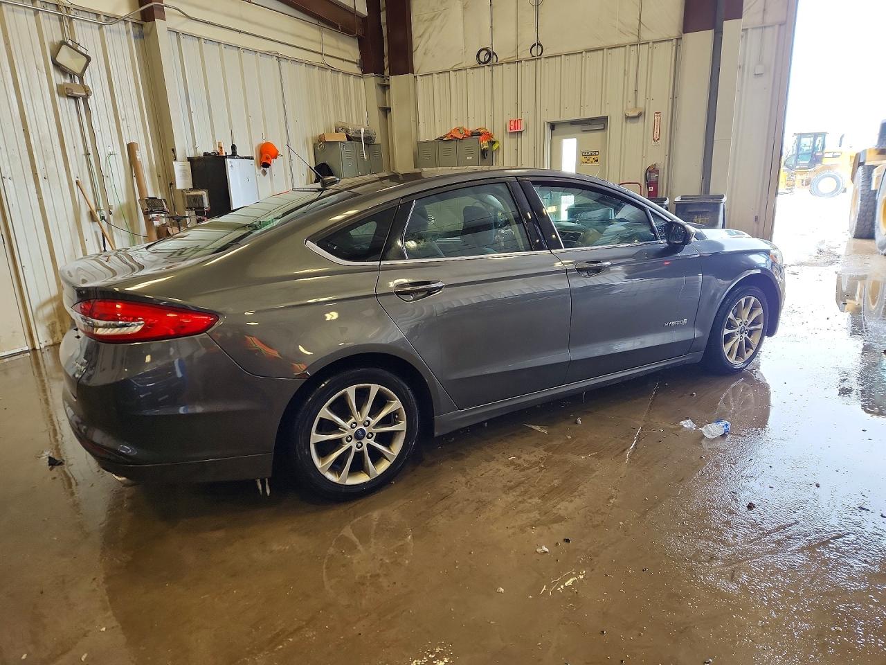 2017 FORD FUSION SE HYBRID photo 5