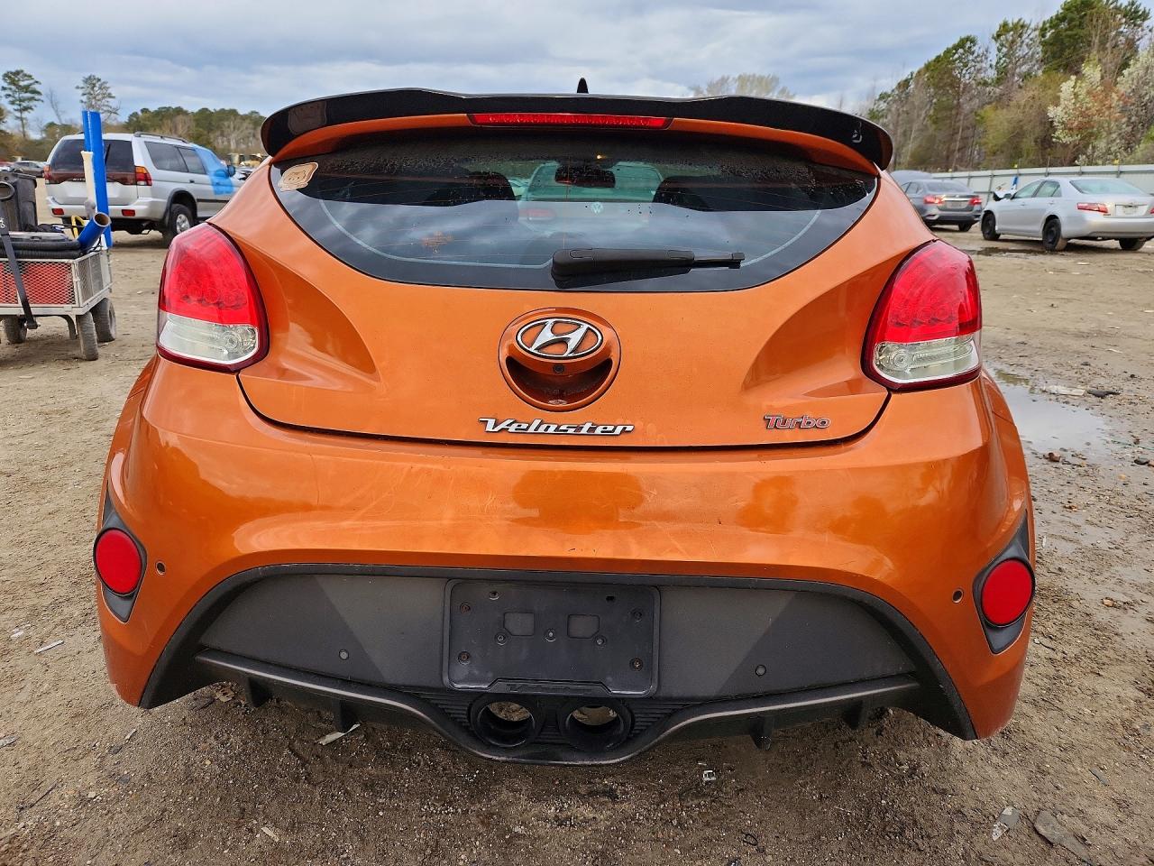 2013 HYUNDAI VELOSTER TURBO photo 11