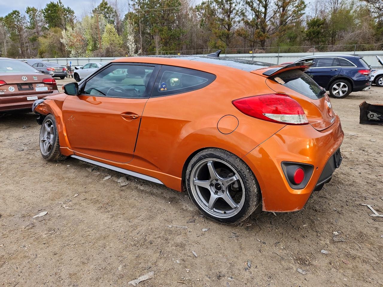 2013 HYUNDAI VELOSTER TURBO photo 3