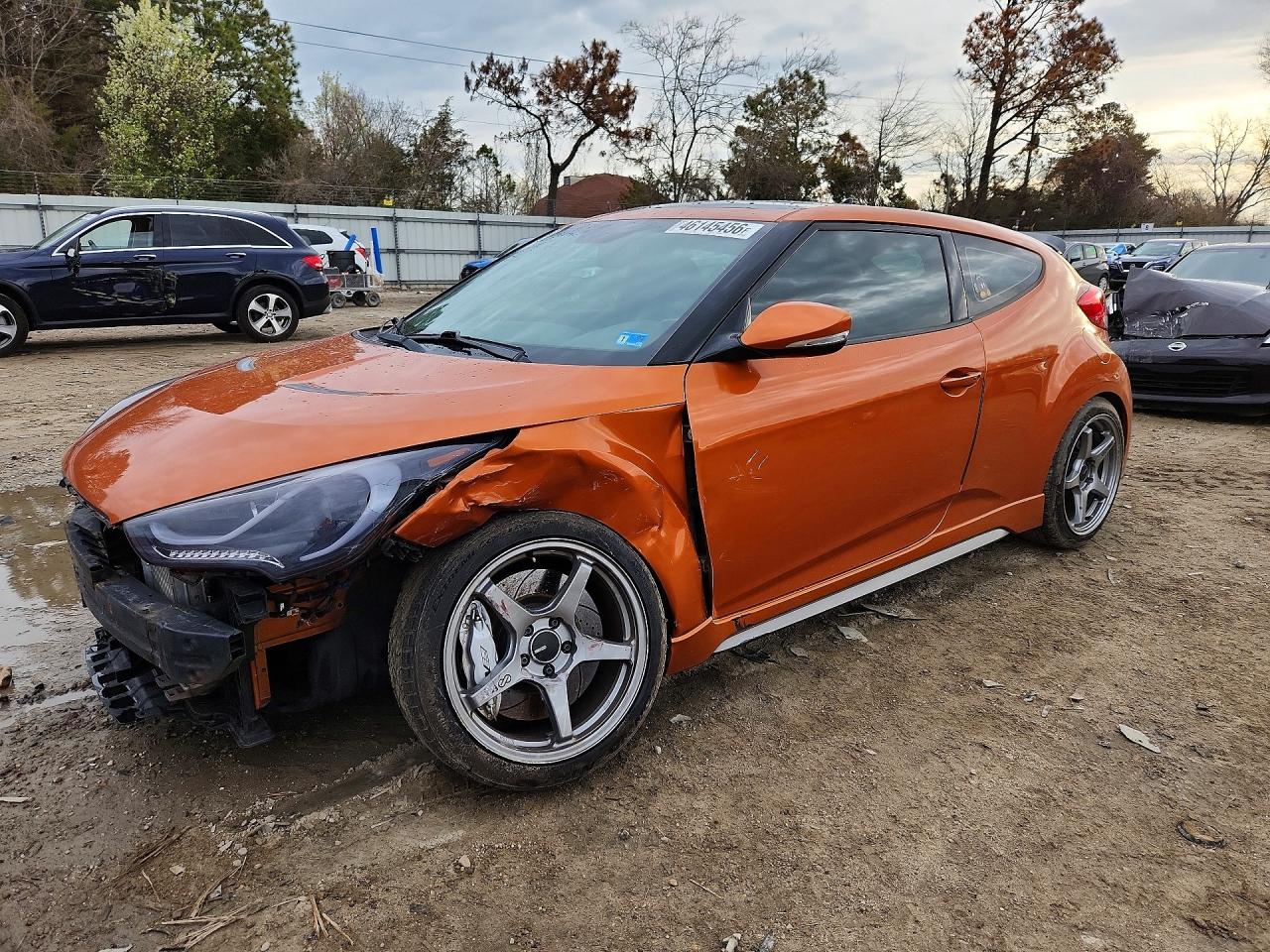2013 HYUNDAI VELOSTER