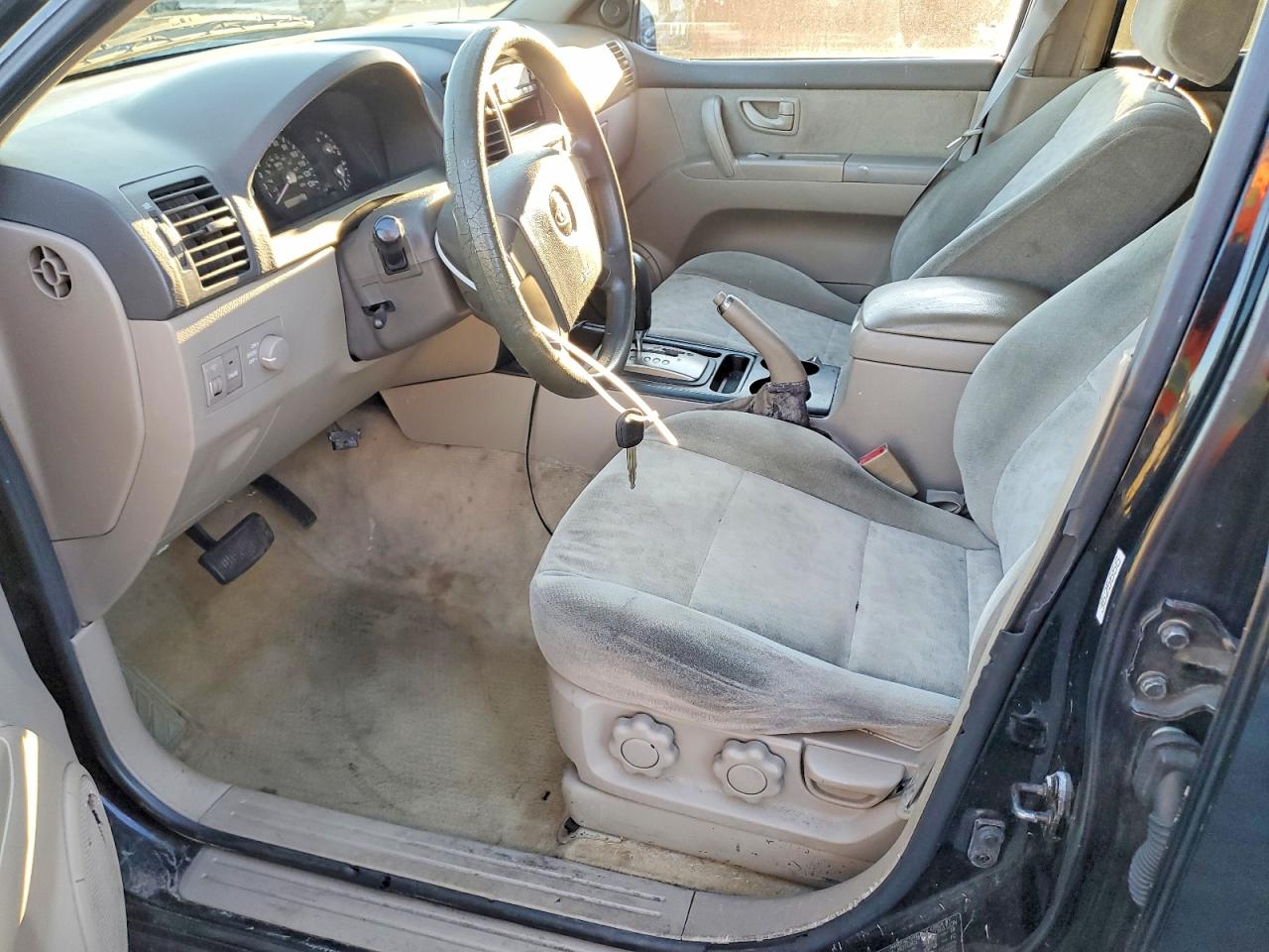 2006 KIA SORENTO LX photo 13