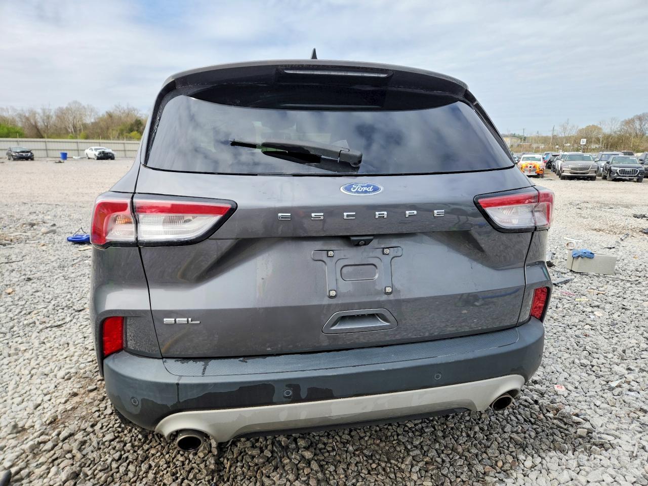 2022 FORD ESCAPE SEL photo 11
