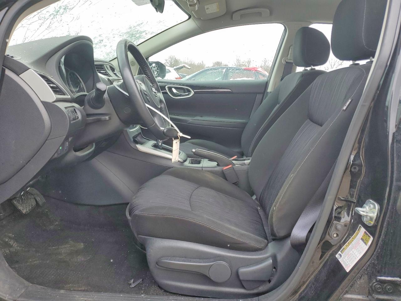 2019 NISSAN SENTRA SV photo 7