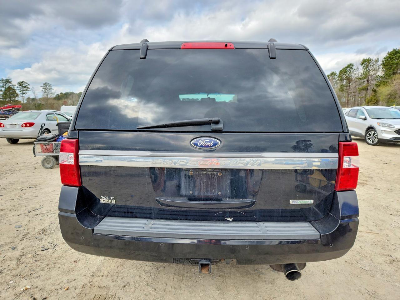 2016 FORD EXPEDITION XLT photo 16