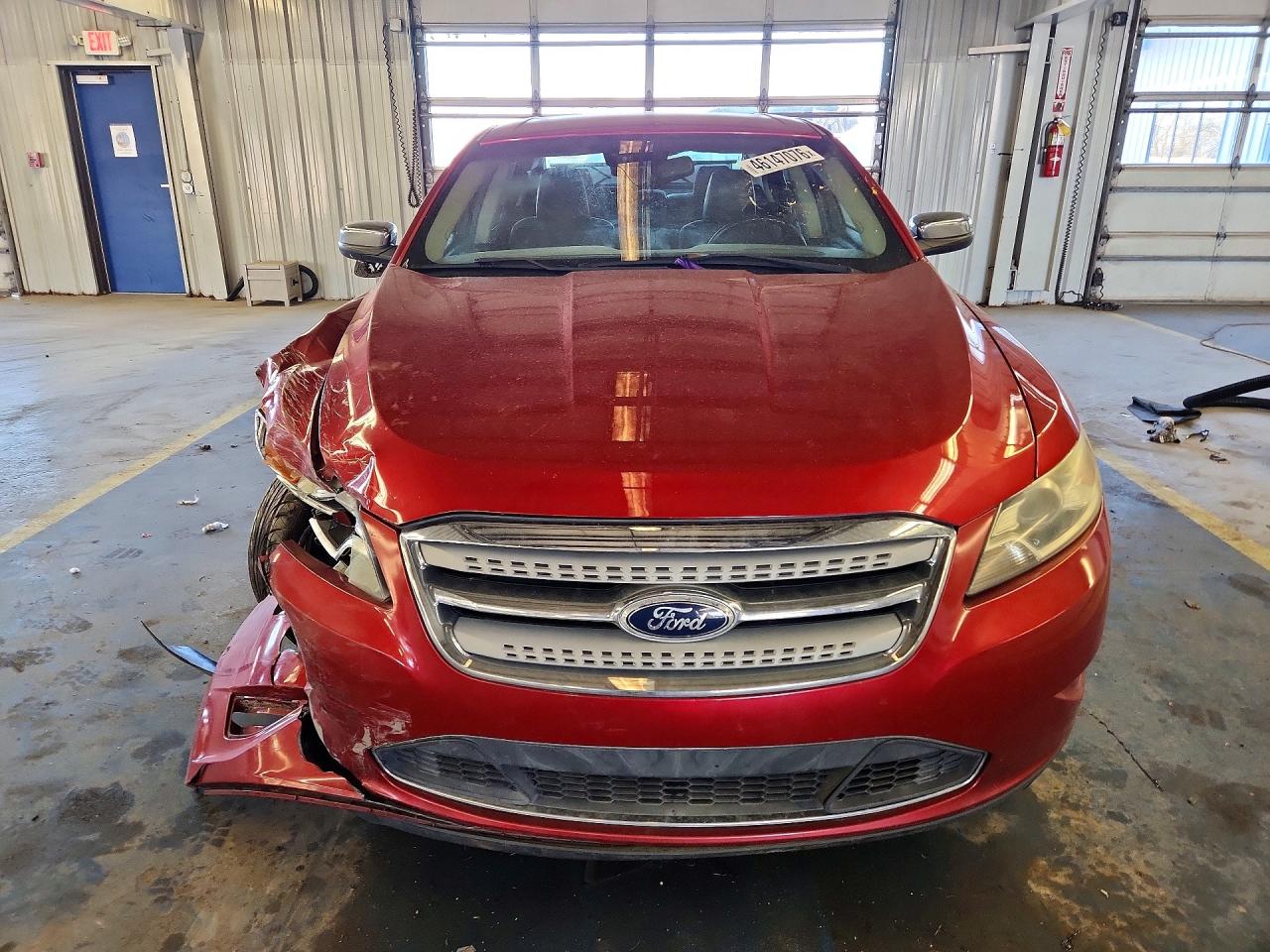 2010 FORD TAURUS LIMITED photo 9