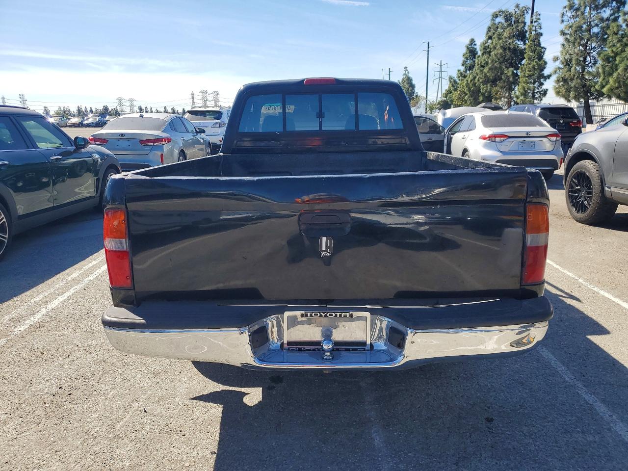 1997 TOYOTA TACOMA V6 photo 11