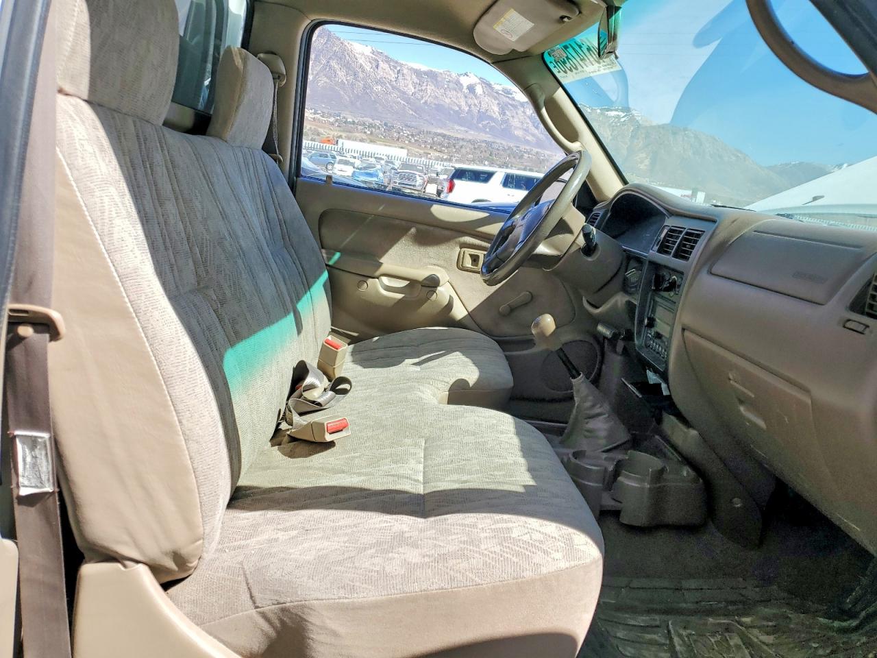 2002 TOYOTA TACOMA BASE photo 10