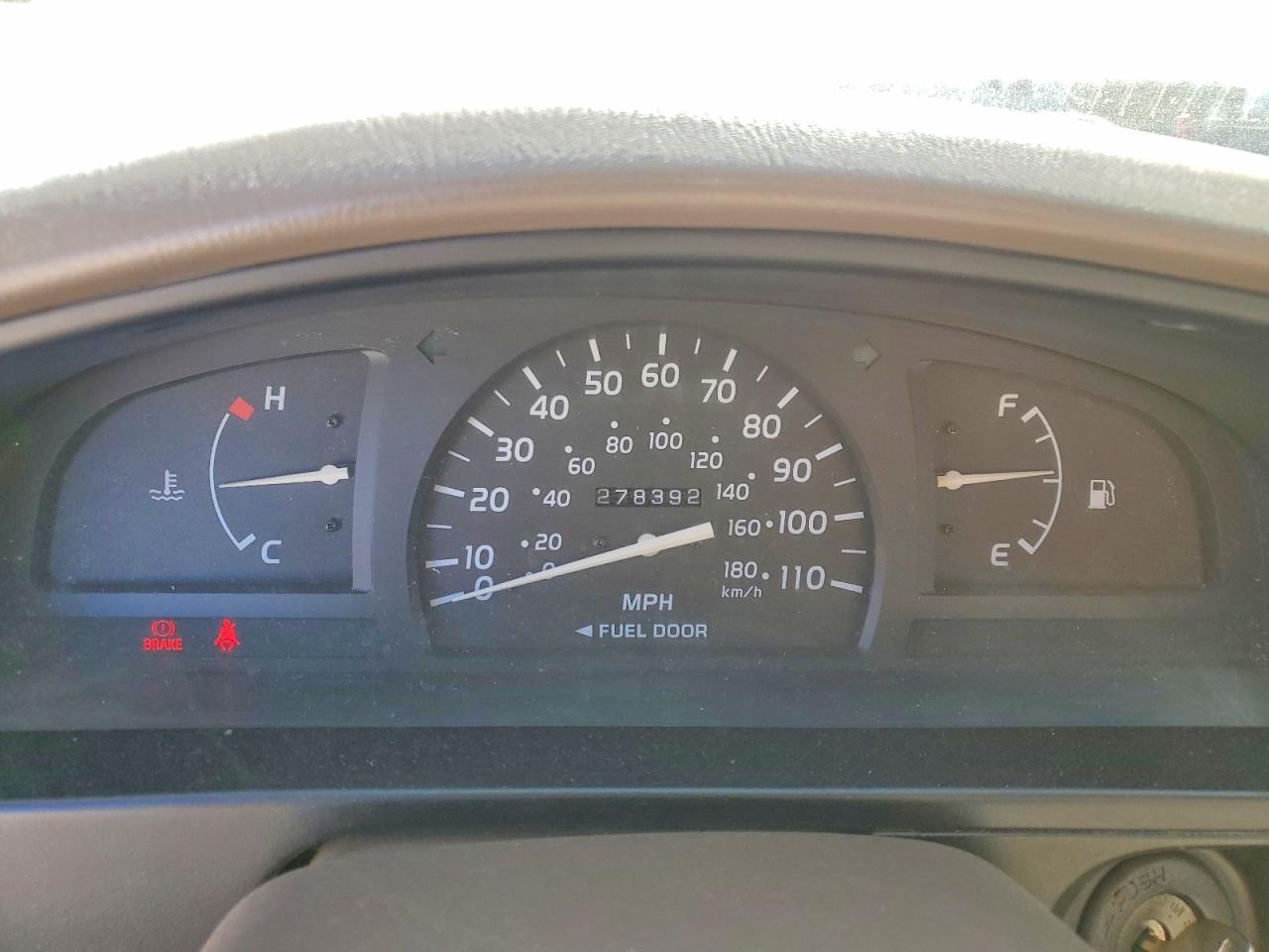 2002 TOYOTA TACOMA BASE photo 9